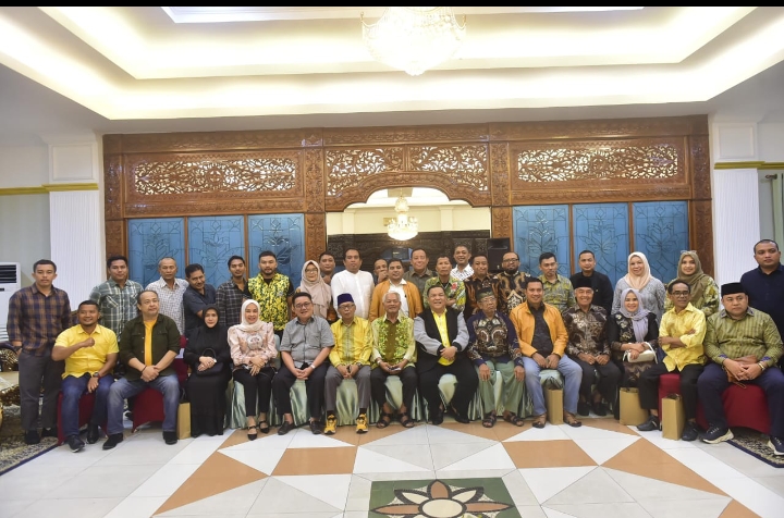 Silaturahmi Jelang Ramadan, Kader Golkar Riau Temui Wagub SF Hariyanto Silaturahmi Jelang Ramadan, Kader Golkar Riau Temui Wagub SF Hariyanto